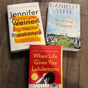 Set of Three Novels by Jennifer Weiner, Danielle Steel, and Lauren Weisberger